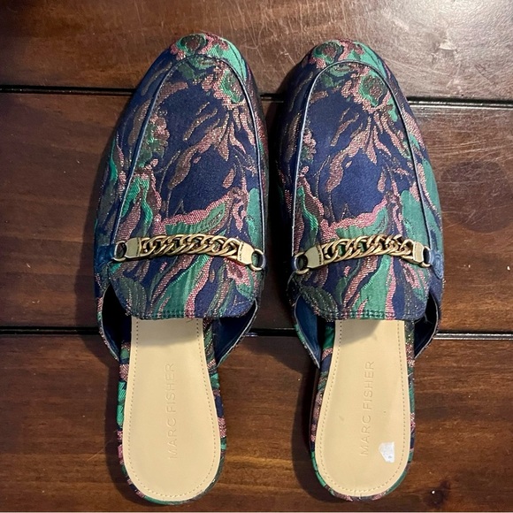 Marc Fisher Tapestry Chain Mules – Size 7M - Picture 1 of 8